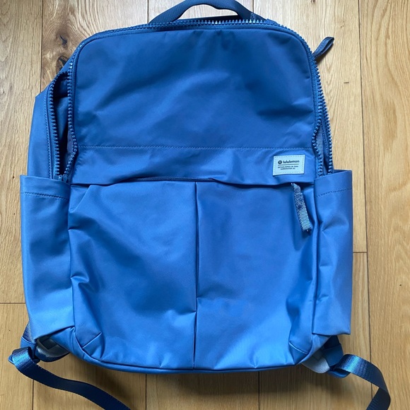 Everyday Backpack - Picture 5 of 7